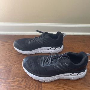 Like new Hoka One One Clifton 6 Running Shoe